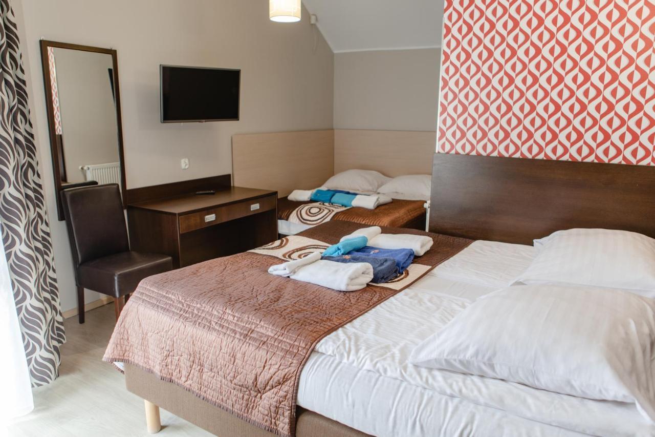 Arena Slonca Hotel Леба Екстериор снимка