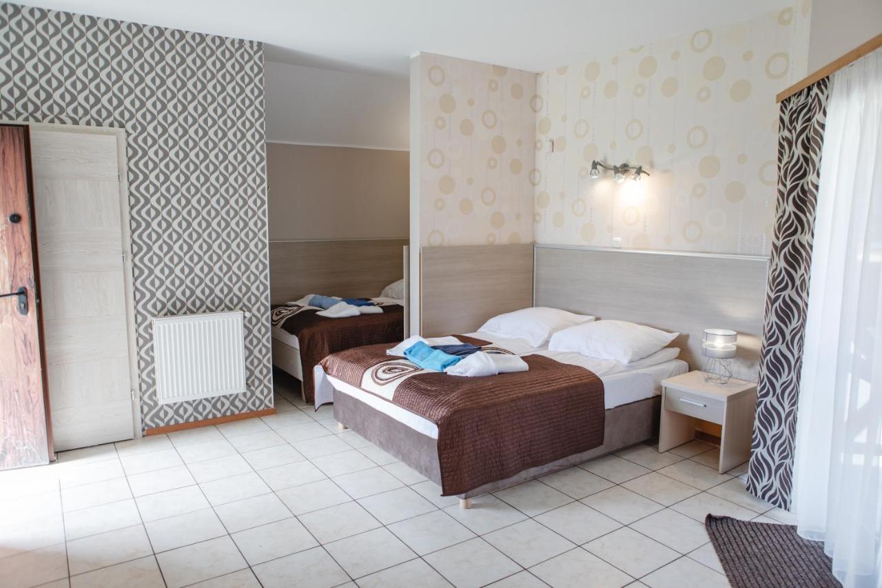 Arena Slonca Hotel Леба Екстериор снимка