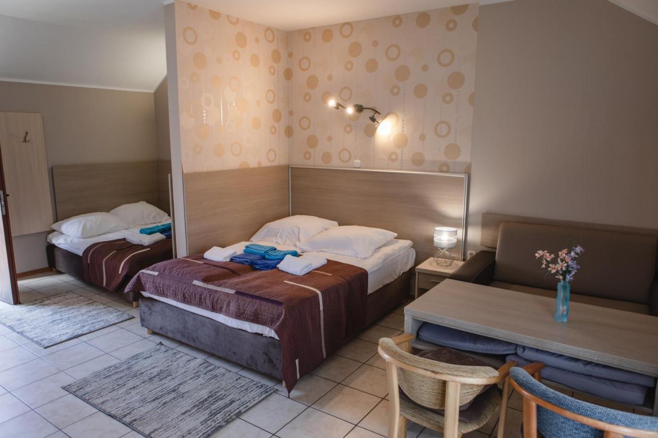 Arena Slonca Hotel Леба Екстериор снимка