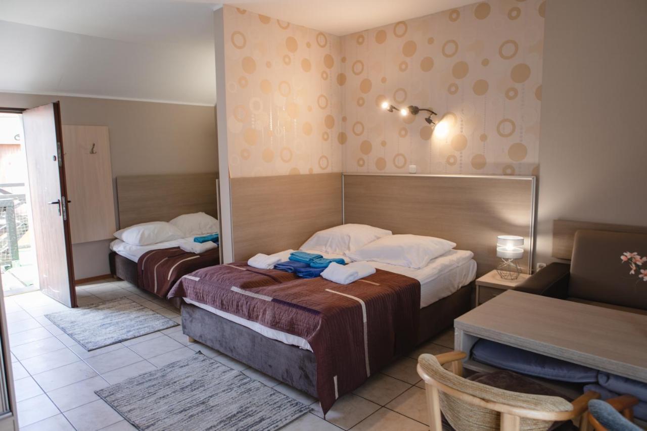 Arena Slonca Hotel Леба Екстериор снимка
