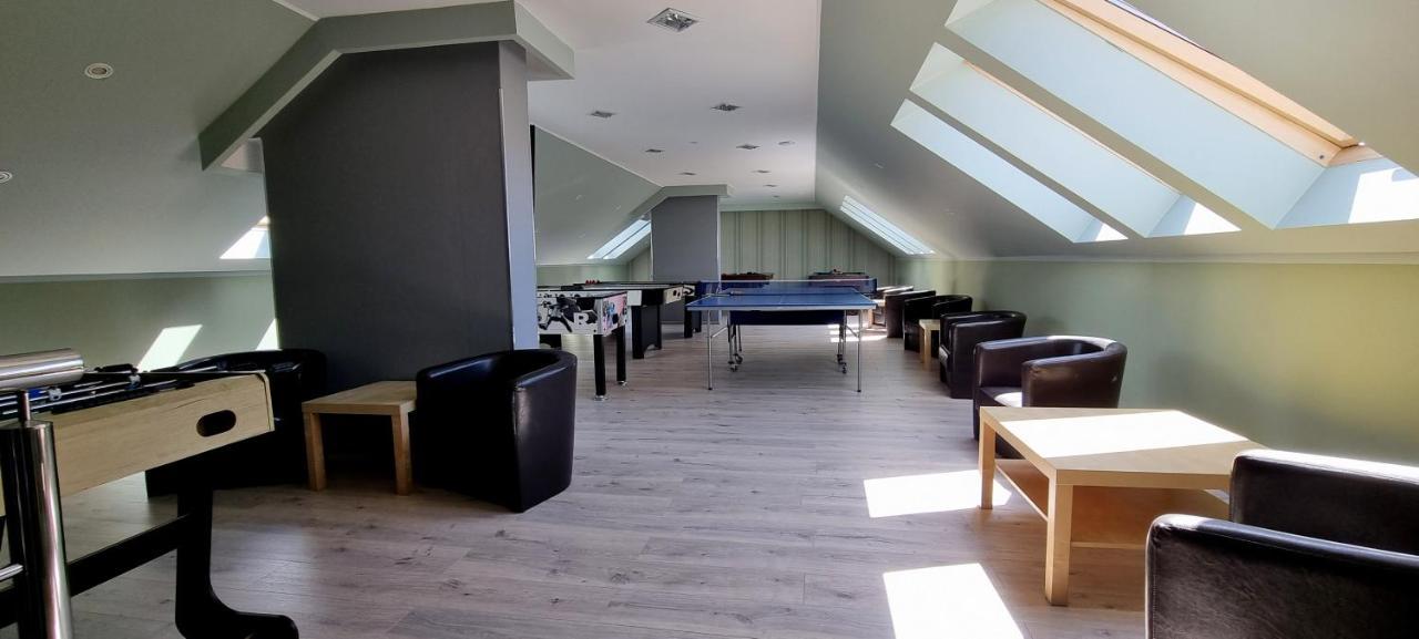 Arena Slonca Hotel Леба Екстериор снимка