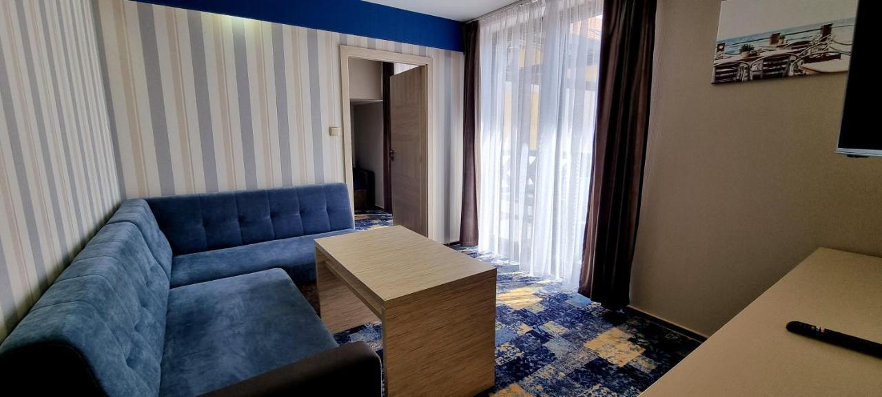 Arena Slonca Hotel Леба Екстериор снимка