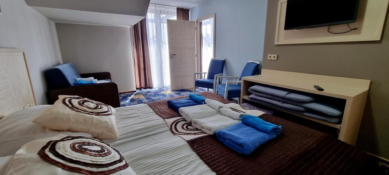 Arena Slonca Hotel Леба Екстериор снимка